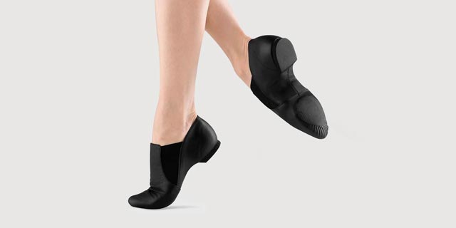 Slip-on jazz shoes with elastic panels